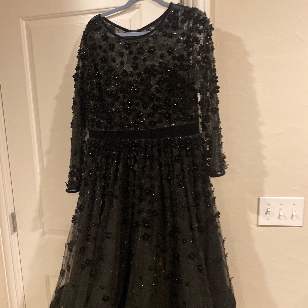 Black short gown